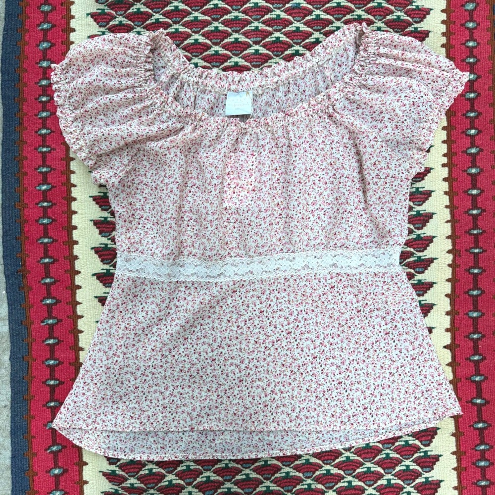 Vintage y2k Cottagecore Milkmaid Top Pink Ditsy Floral Milkmaid Lace Blouse L